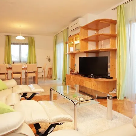 Lagoon, Hvar Island Apartament