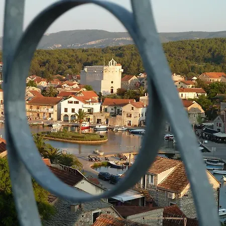 Lagoon, Hvar Island Apartament Vrboska