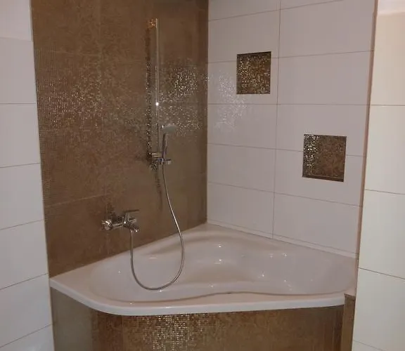 Lagoon, Hvar Island Apartment Vrboska