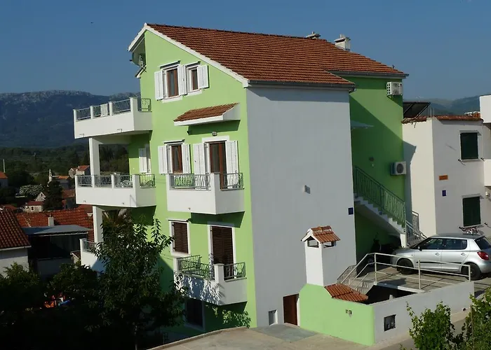 Lagoon, Hvar Island Apartment *